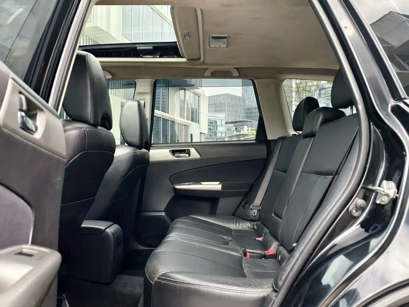 Subaru Forester 2010 2.0XS Manual Luxury Edition фото 13