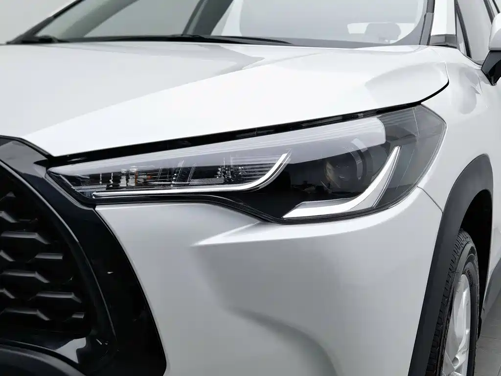 Toyota Corolla Cross 2025 2024 Model 2.0L Pioneer Edition