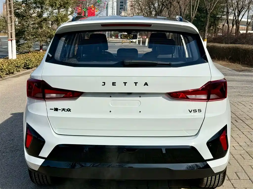 JETTA VS5