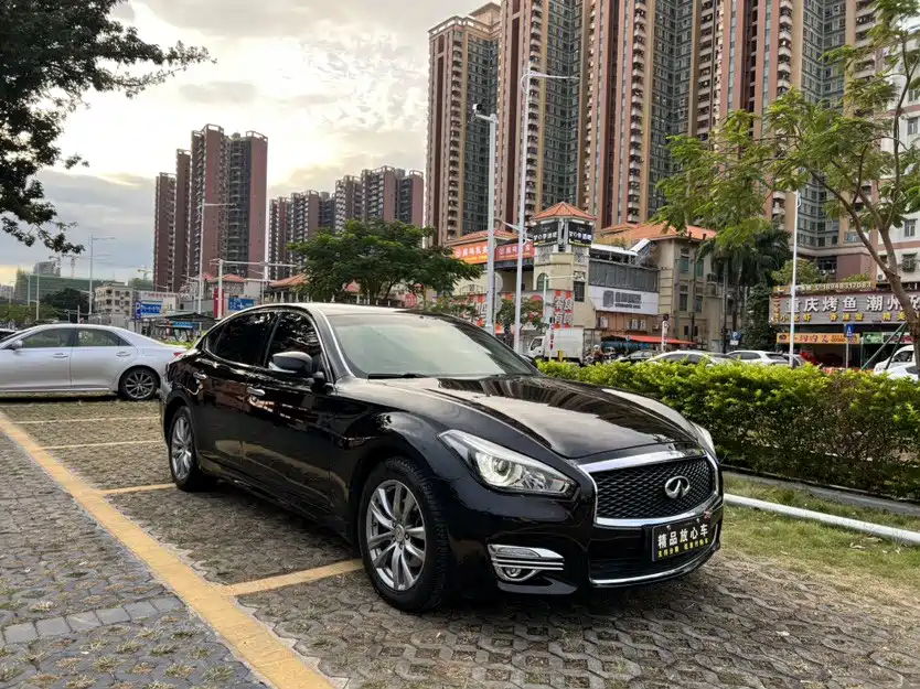 Infiniti Q70 2018 2017 Q70L 2.5L Elite Edition
