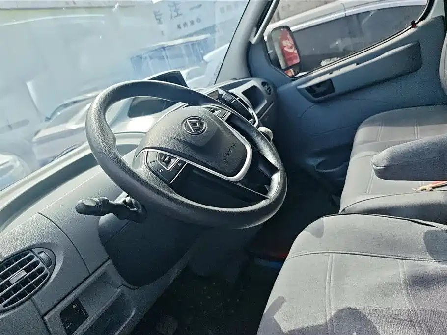 SAIC MAXUS XINTU V80