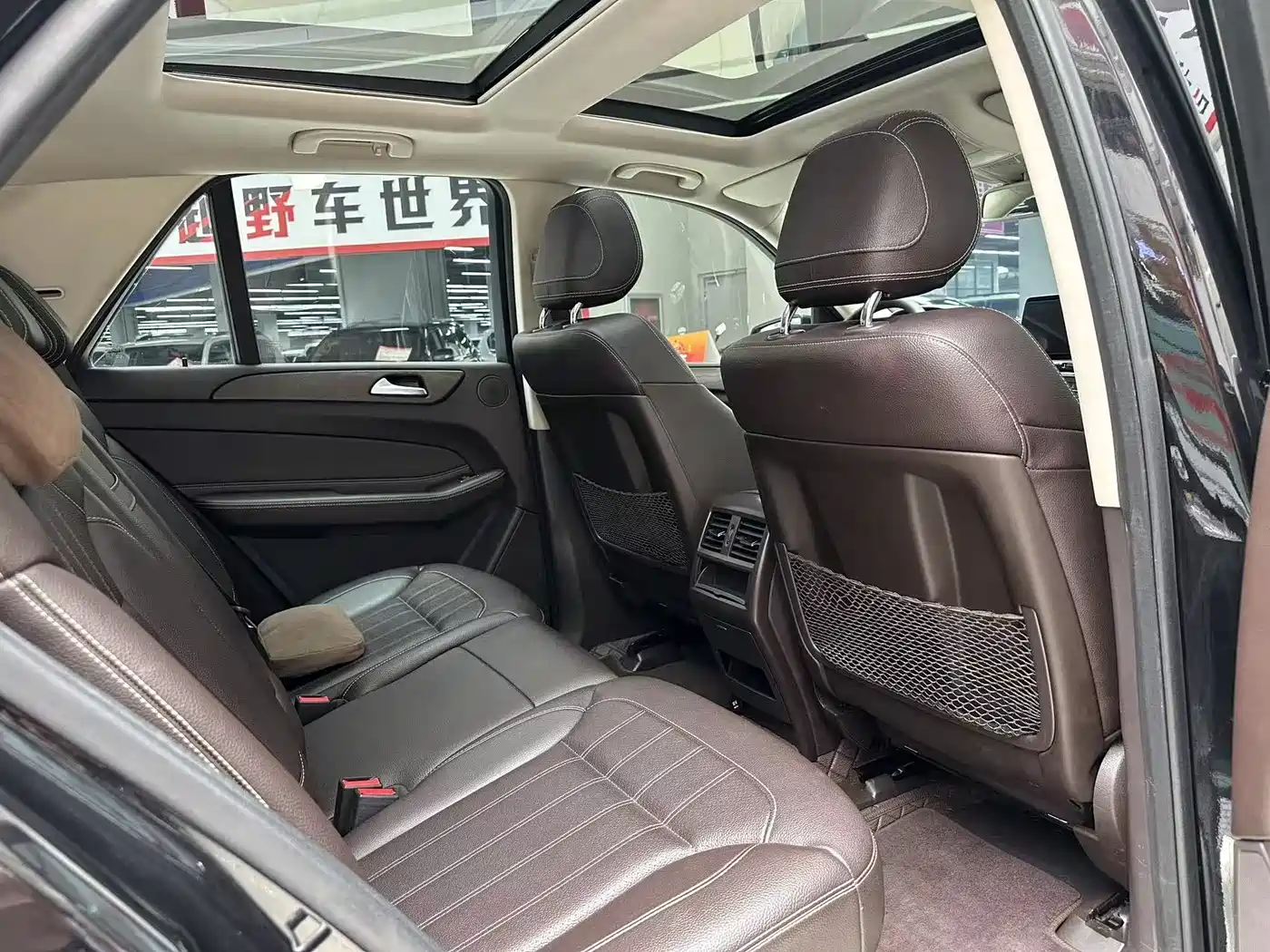 Mercedes-Benz GLE 2016 GLE 320 4MATIC Luxury фото 6