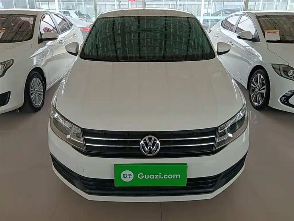 Volkswagen Santana 2016 1.6L Manual Trend Edition фото 3