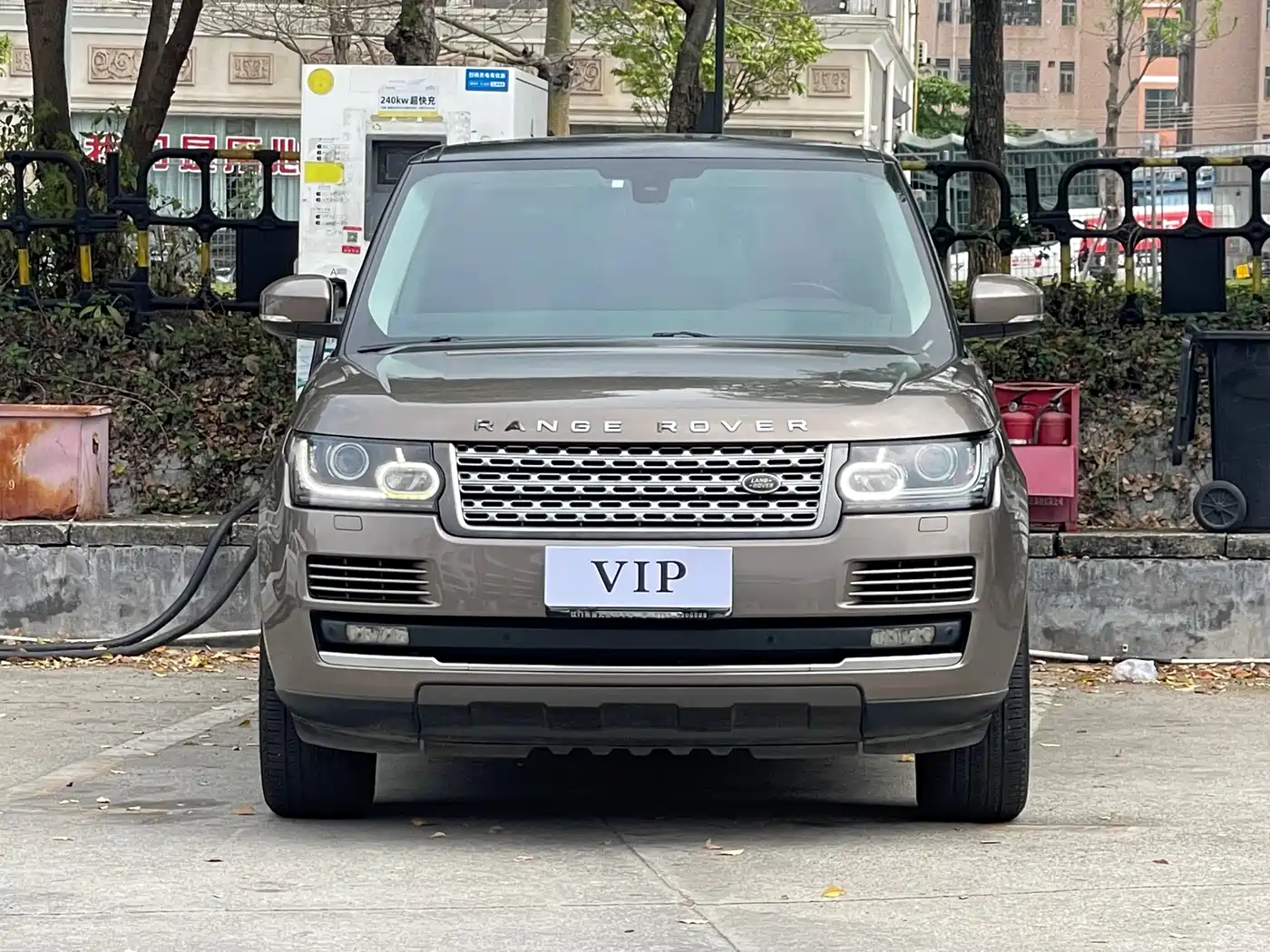 Land Rover Range Rover 2015 3.0 SC V6 Vogue фото 2