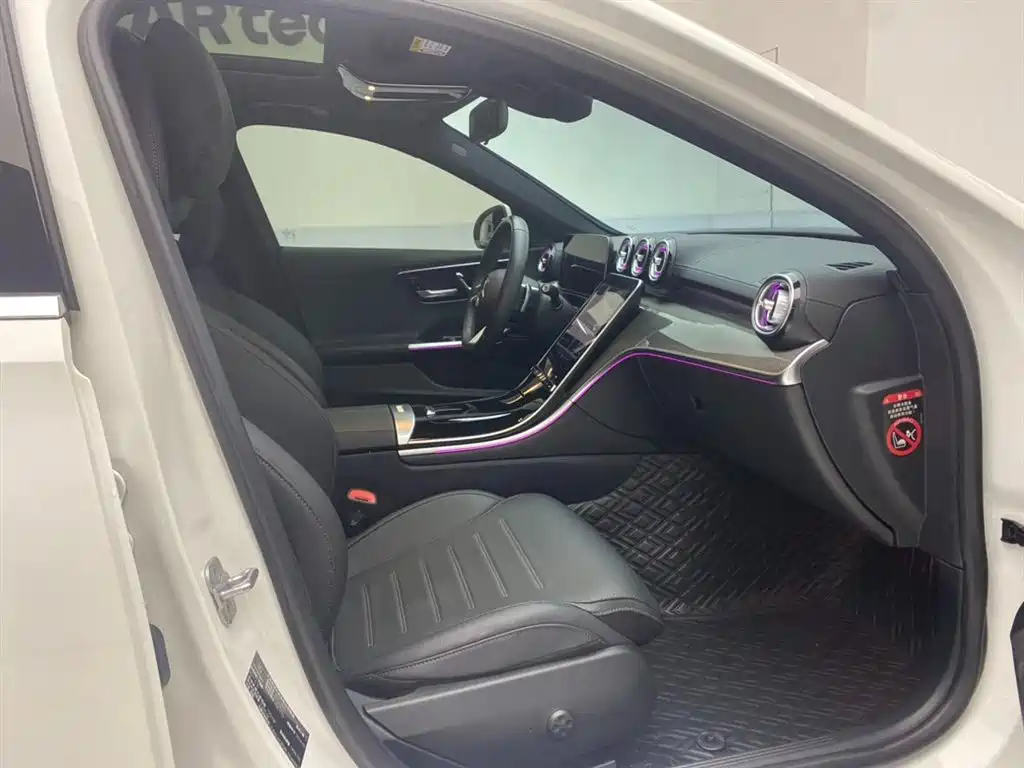 Mercedes-Benz C-Class 2024 Facelift C 260 L Sport фото 18