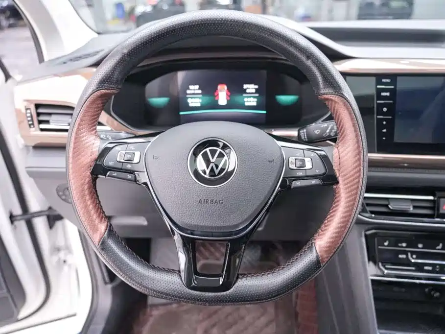 Volkswagen Tharu, миниатюра 12