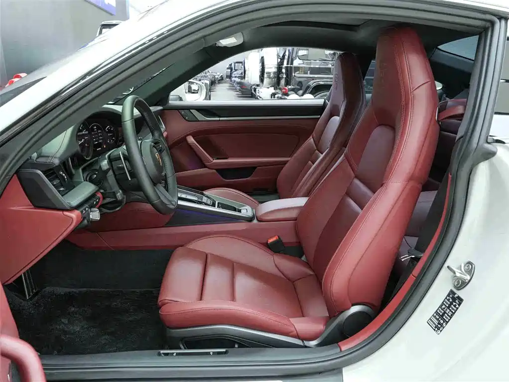 Porsche 911 2023 Carrera 3.0T фото 12