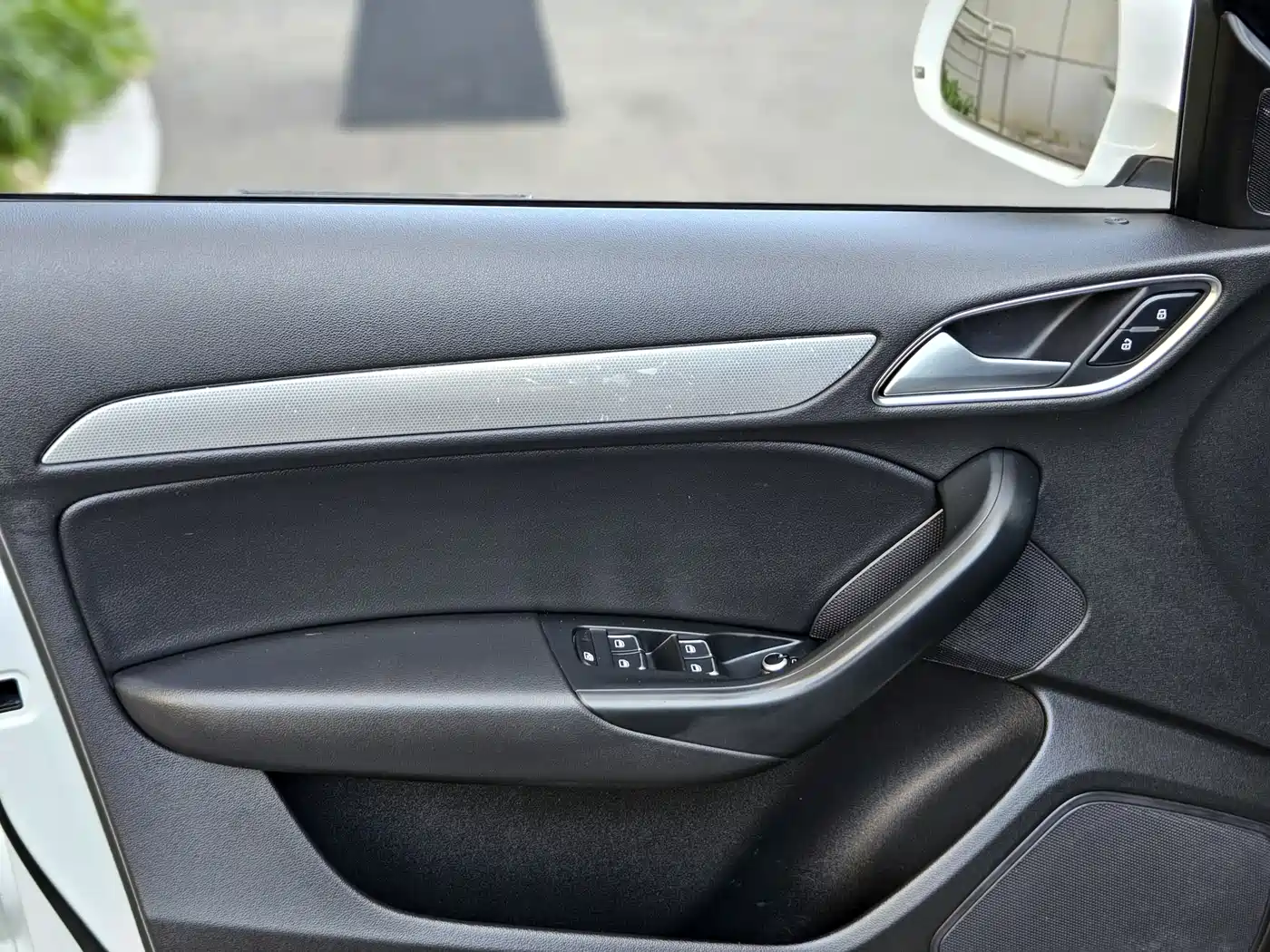 Audi Q3 2015 35 TFSI quattro Technology фото 20