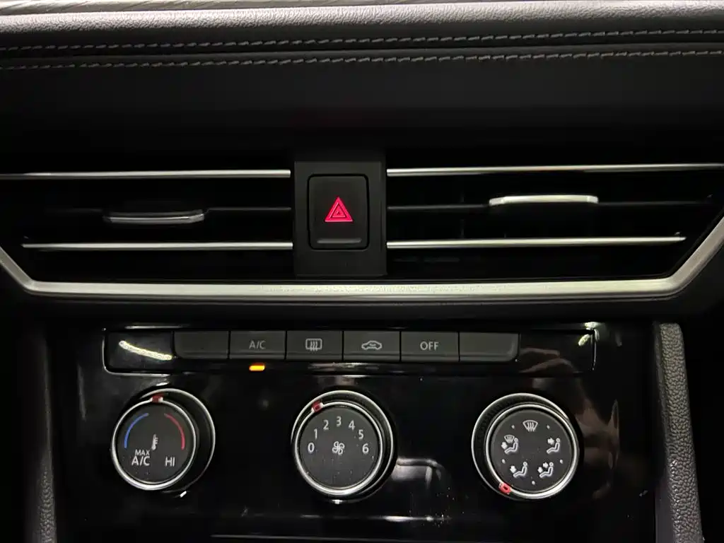 Volkswagen Sagitar 2023 280TSI DSG Beyond Lite фото 16