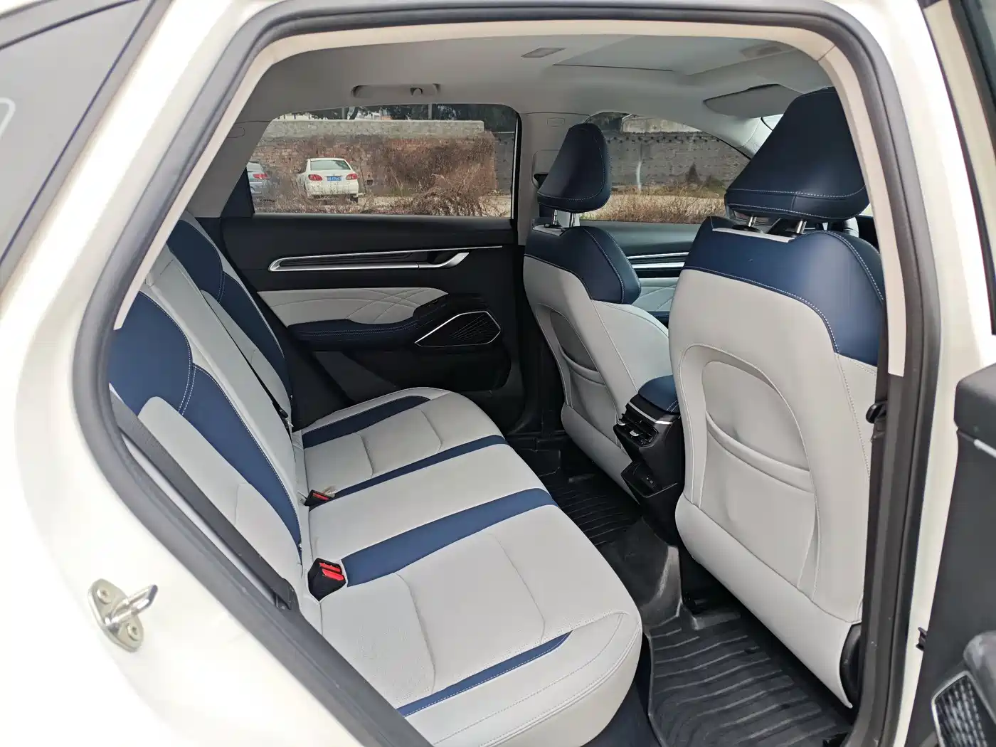 GEELY AUTOMOBILE EMGRAND