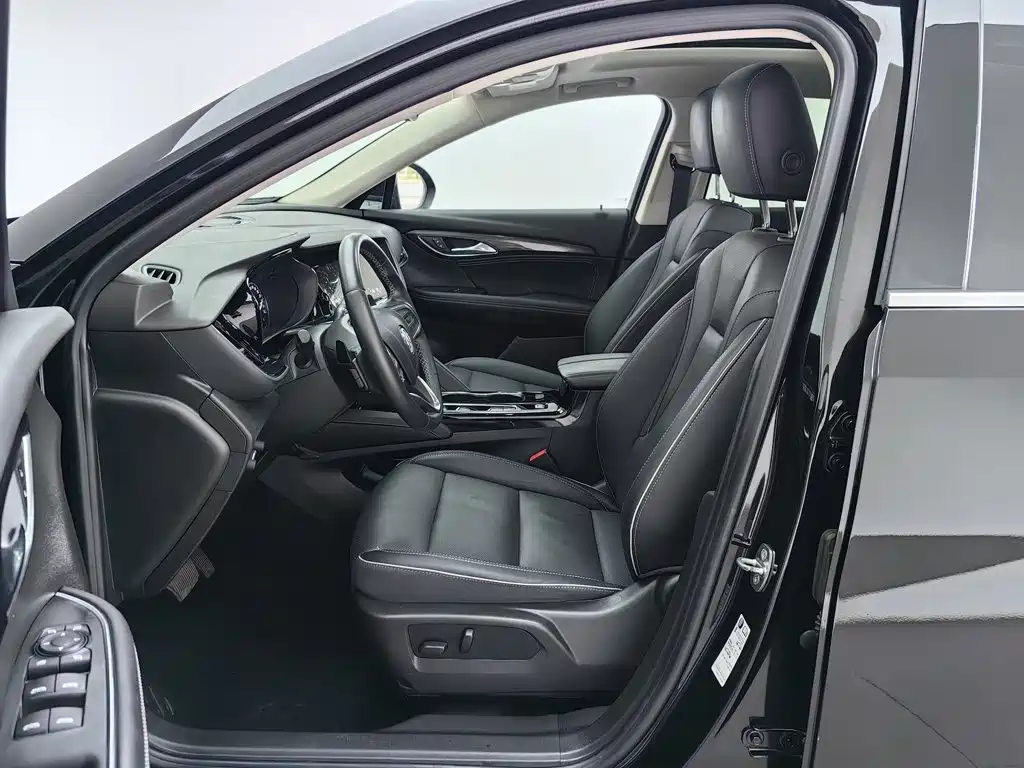 Фото 10 - Buick Envision S