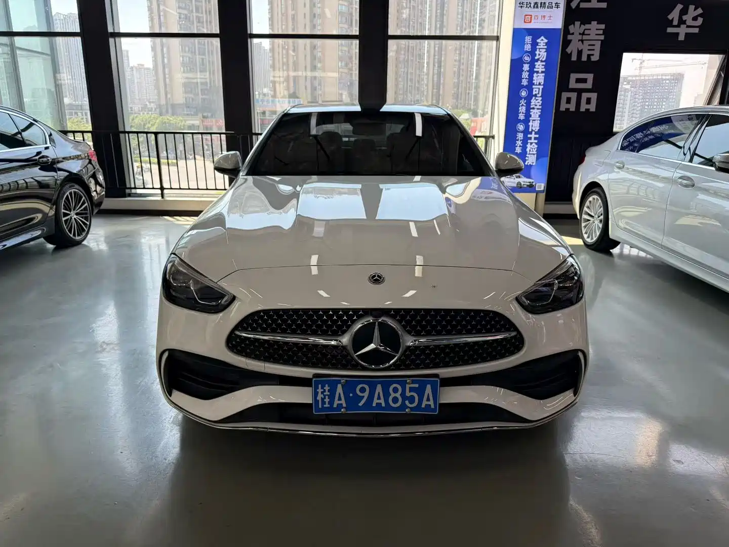 Фото 2 - Mercedes-Benz C-Class