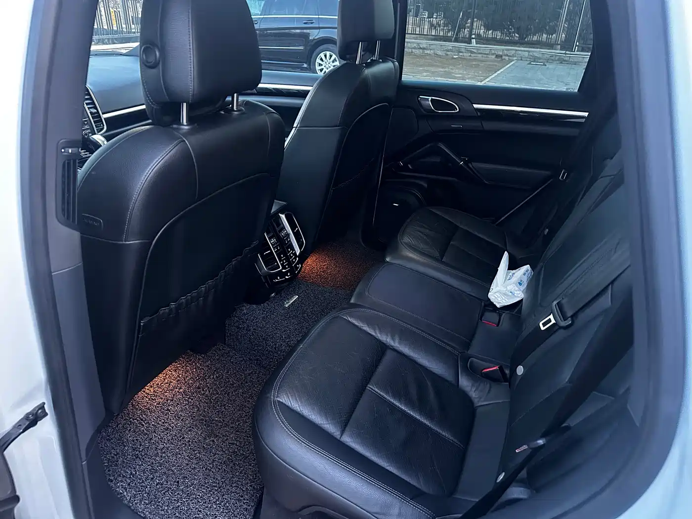 Porsche Cayenne 2014 Cayenne Platinum Edition 3.0T фото 18