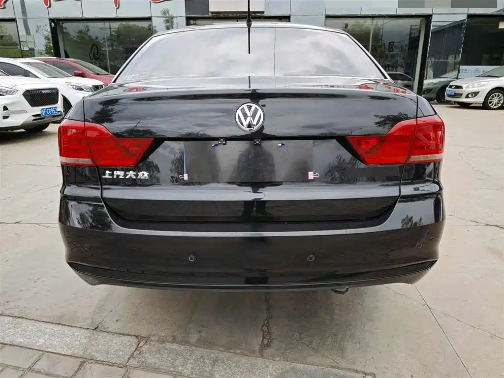 Volkswagen Santana 2016 1.4L Manual Trend Edition фото 4