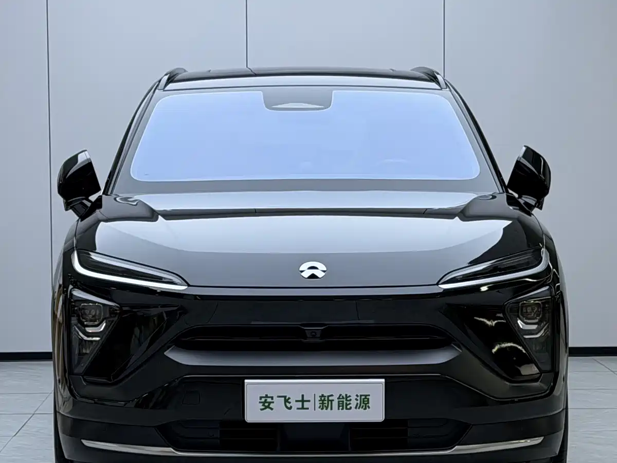 Фото 2 - NIO ES6