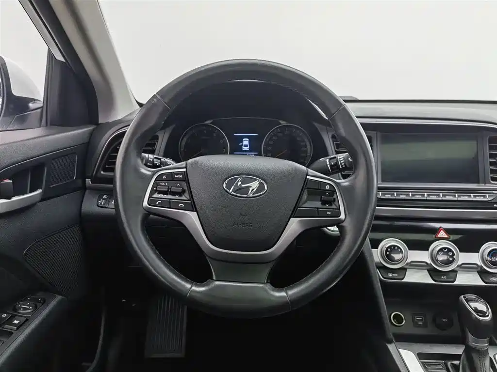 HYUNDAI LEAD