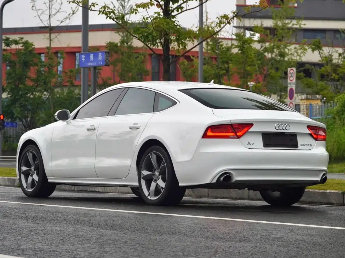 Audi A7 2013 2013 30 FSI Standard