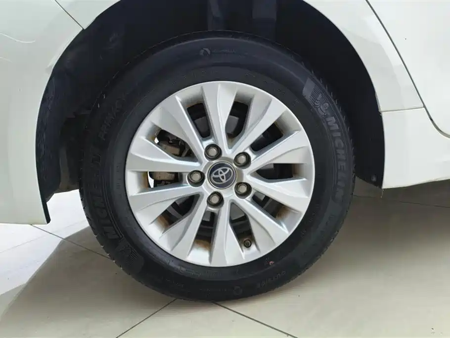 Toyota Corolla 2021 1.2T S-CVT Pioneer PLUS Edition фото 6