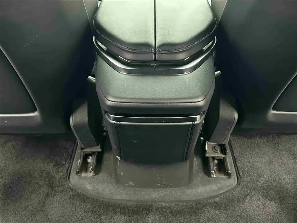 HiPhi GAO HE HIPHI Y