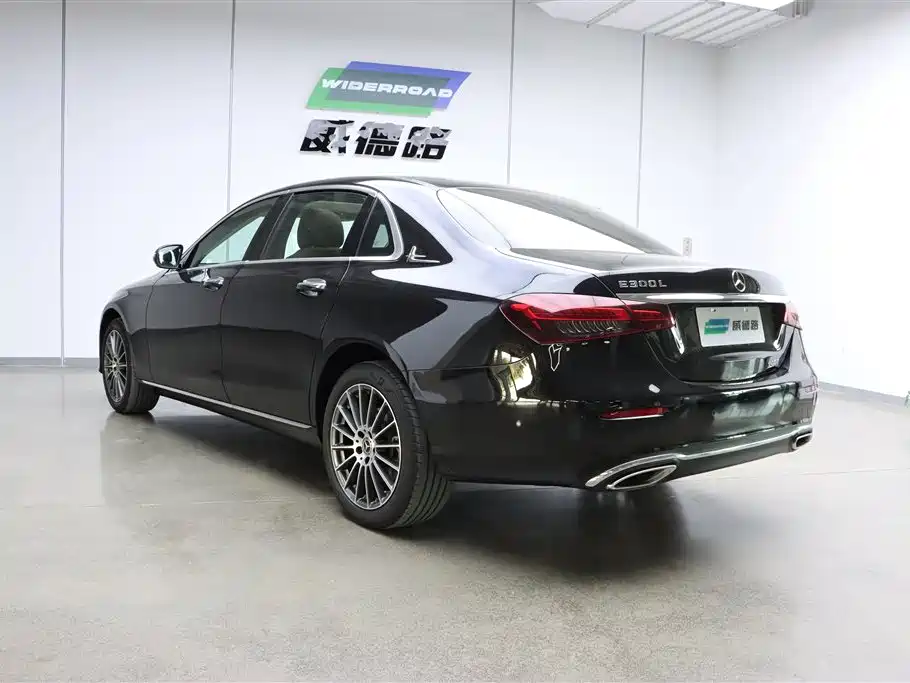 Mercedes-Benz E-Class 2023 Facelift E 260 L фото 5