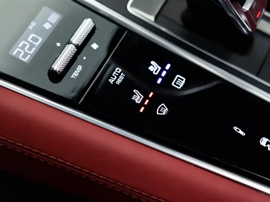 Porsche Panamera 2017 Panamera 4S 2.9T фото 25