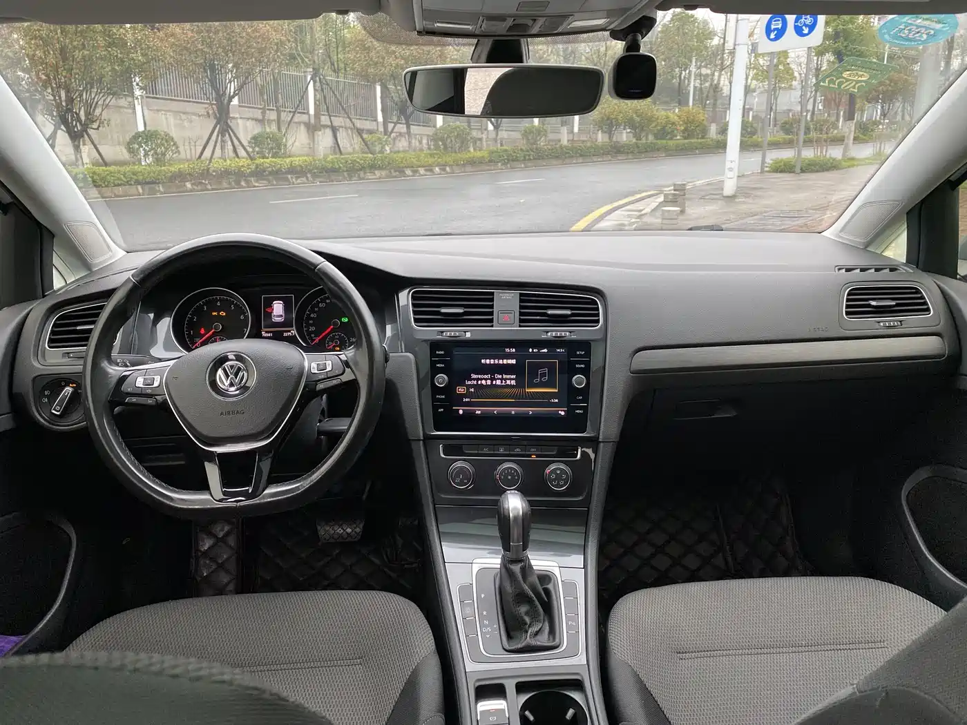 Volkswagen Golf (Import) 2019 1.8TSI Wagon фото 15