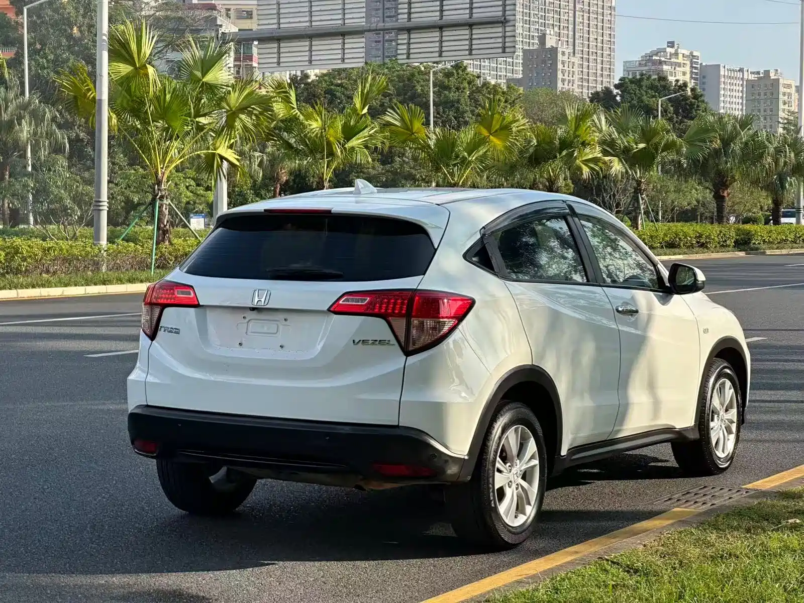 Photo 16 - Honda Vezel