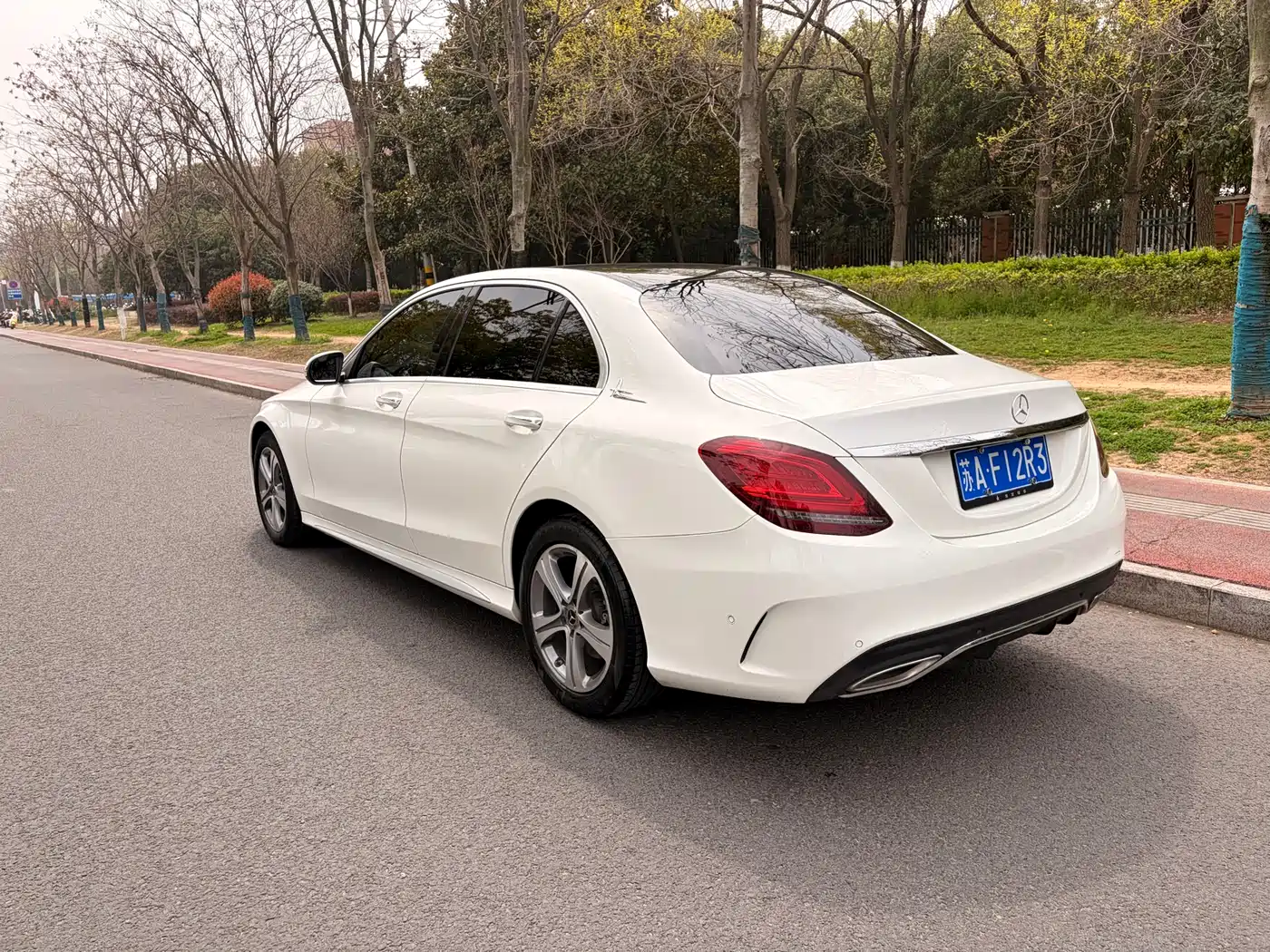 MERCEDES-BENZ CLASS C