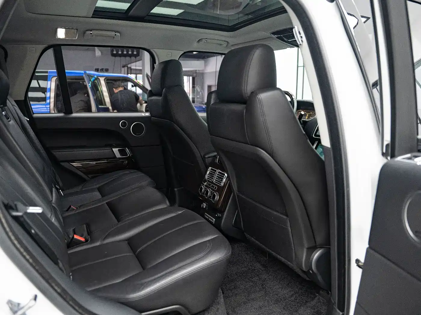 Land Rover Range Rover 2015 3.0 SC V6 Vogue фото 16
