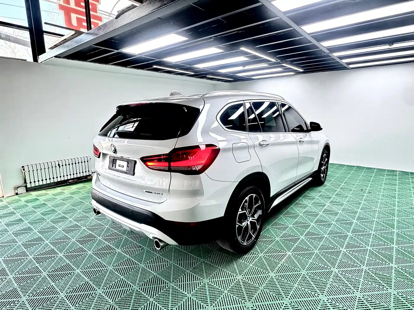 BMW X1 2022 sDrive20Li Fashion фото 6