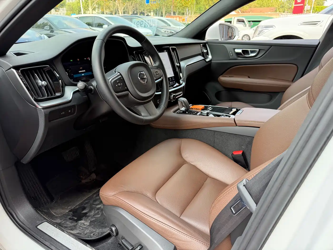 Volvo S60 Plug-in Hybrid 2022 2023 T8 AWD Long Range Smart Comfort Luxury Edition