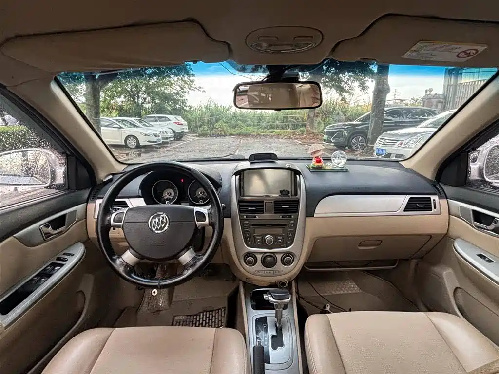 Buick Excelle 2013 1.5L Automatic Classic фото 5
