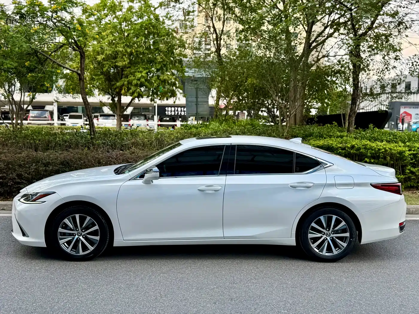 Lexus ES 2020 200 Excellence фото 3