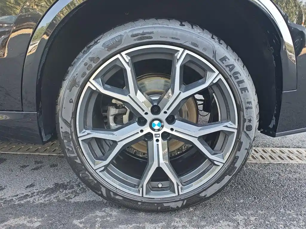 BMW X5 2026 2023 xDrive 30Li Premium M Sport Black Night Package