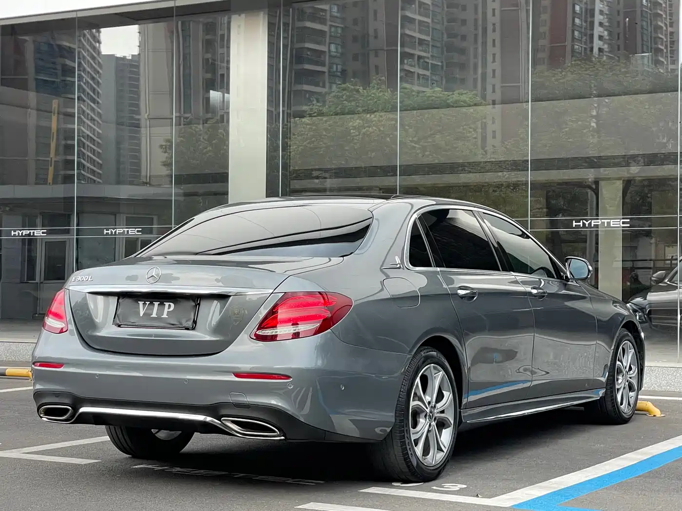 Mercedes-Benz E-Class 2020 E 300 L Sport Fashion Model фото 11