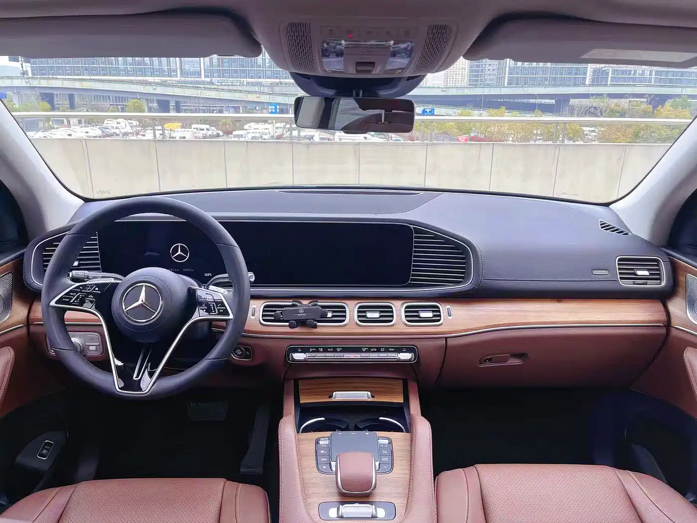 Mercedes-Benz GLE 2024 GLE 450 4MATIC Fashion фото 12