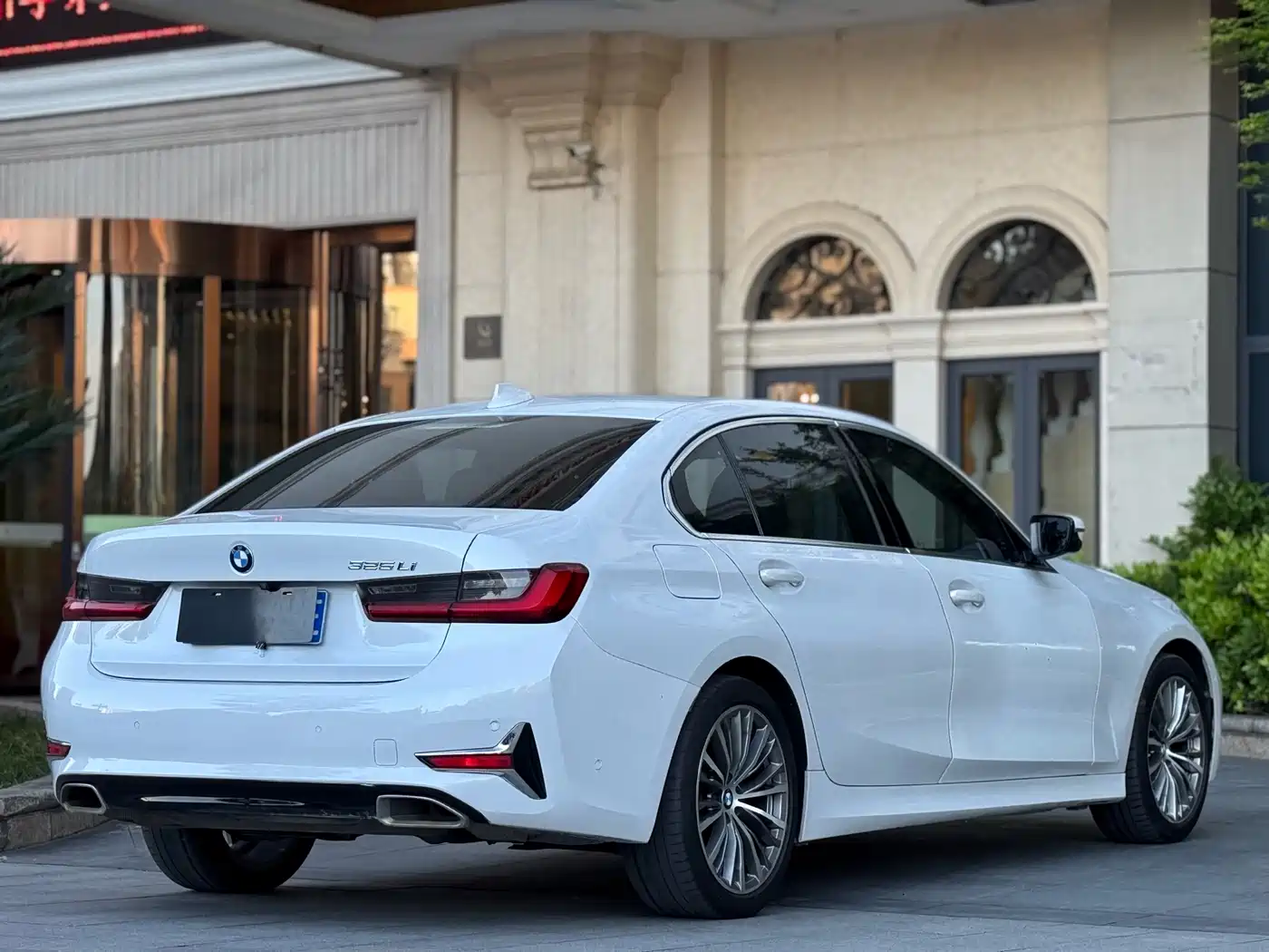 BMW 3 Series 2020 325Li Launch Edition фото 7