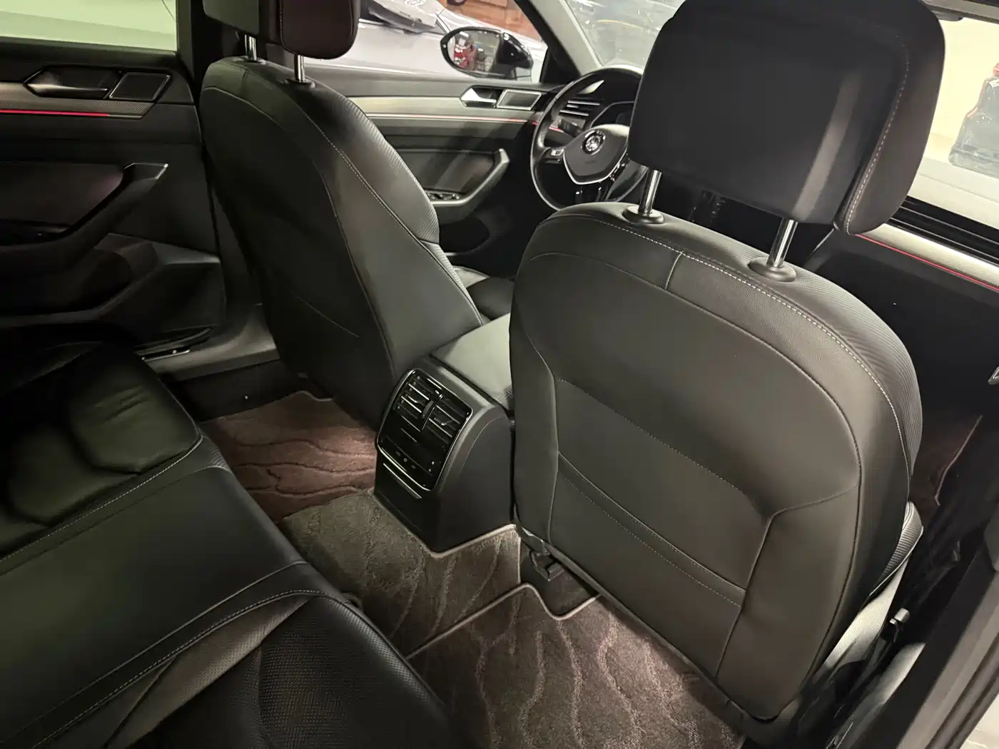 Volkswagen FAW-Volkswagen CC 2020 330TSI Glamour Version China VI фото 8