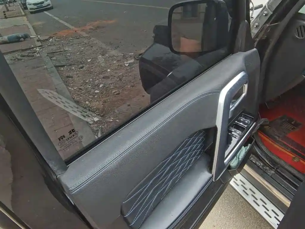 BAIC ORV Beijing Offroad BJ40 2020 2.0T Automatic AWD Urban Hunter Edition Hero Type фото 4