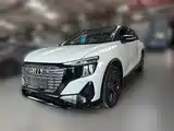 Фото 1 - Audi Q5 e-tron