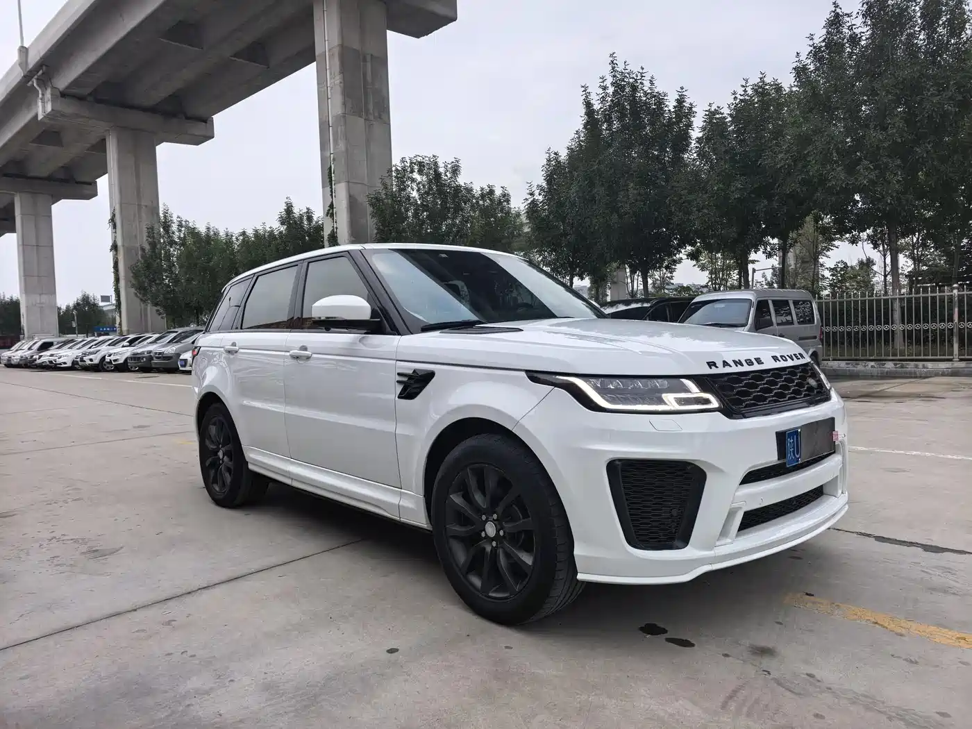 Land Rover Range Rover Sport 2016 Model 3.0 SDV6 HSE DYNAMIC фото 7