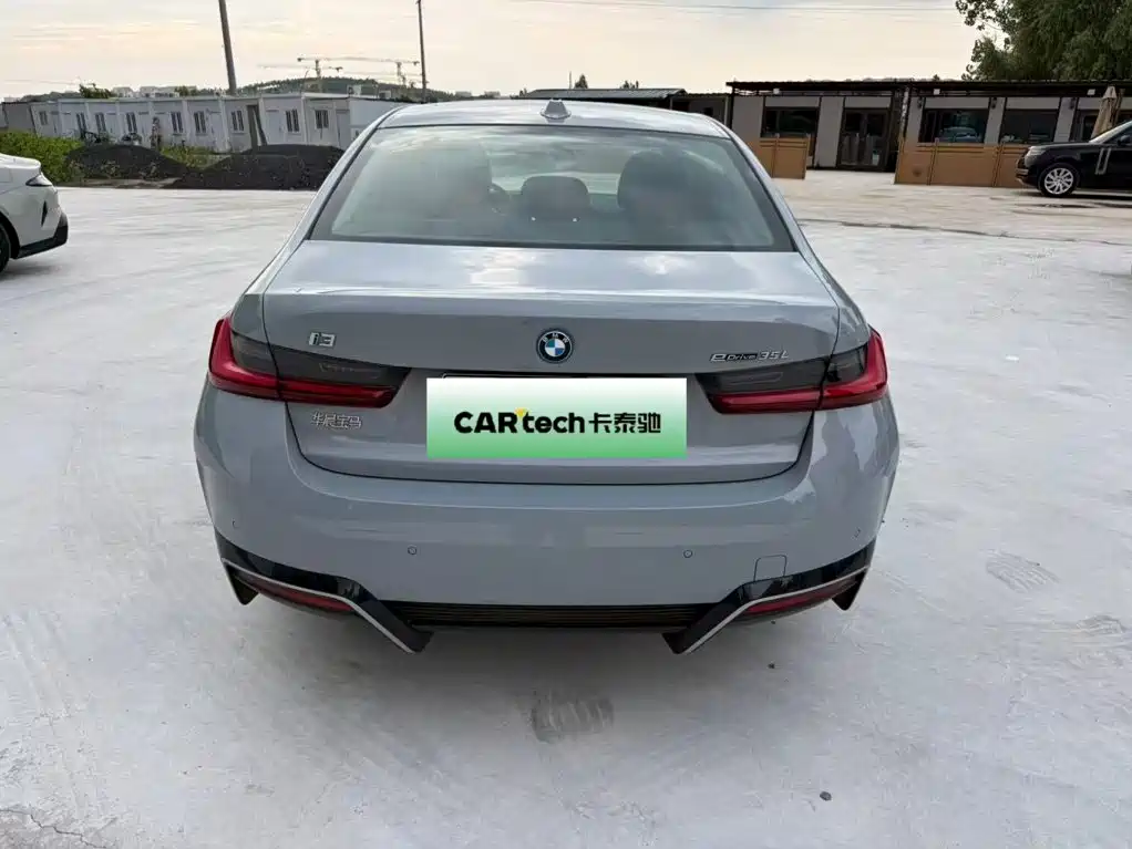 BMW i3 2026 2026 eDrive 35 L
