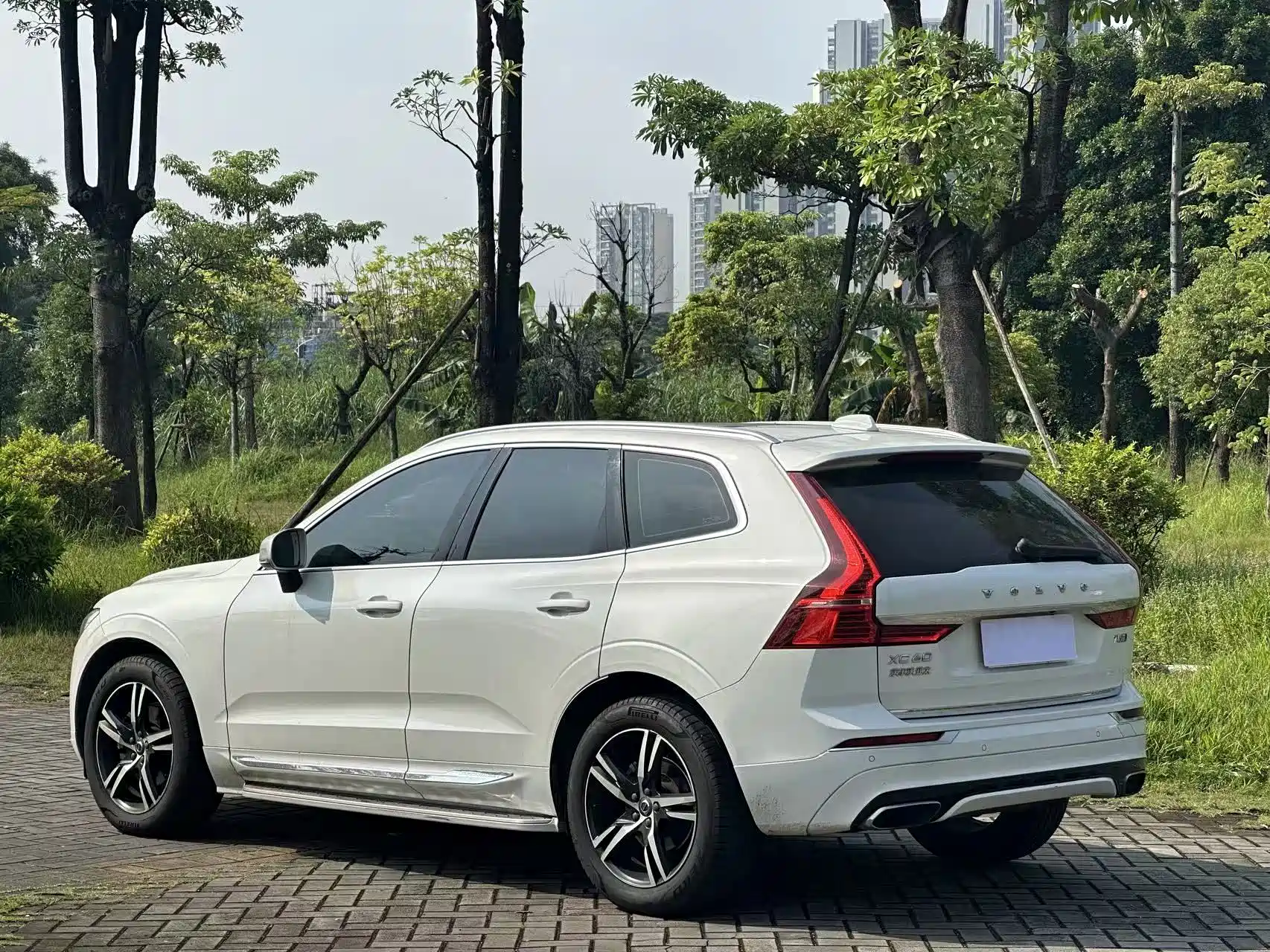 Фото 7 - Volvo XC60