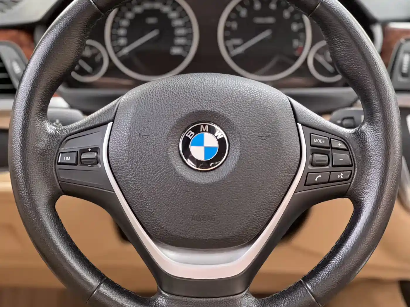BMW 3 Series 2013 320Li Style Design Package фото 2