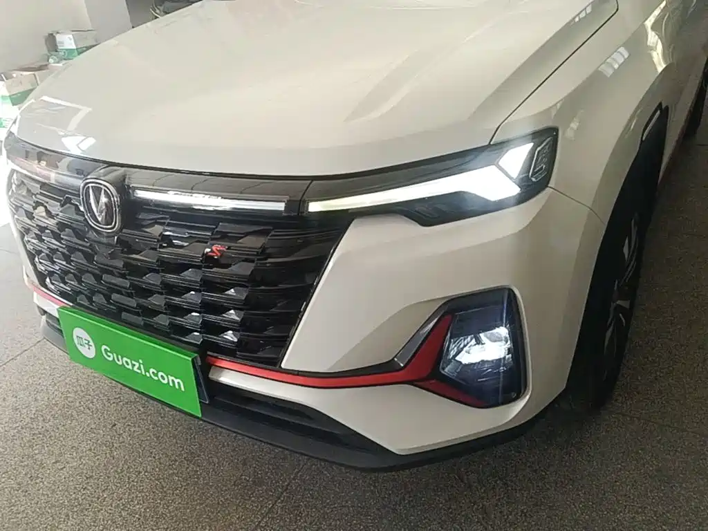 Photo 24 - Changan CS35 PLUS