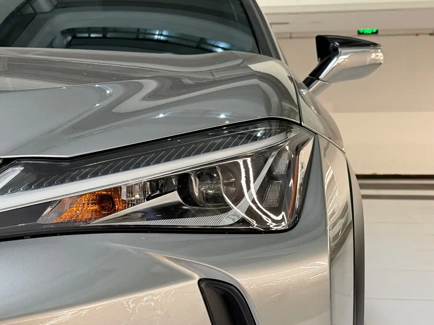 Lexus UX 2019 260h Explorer Fun Edition (China V) фото 3