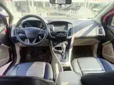 Фото 10 - Ford Focus