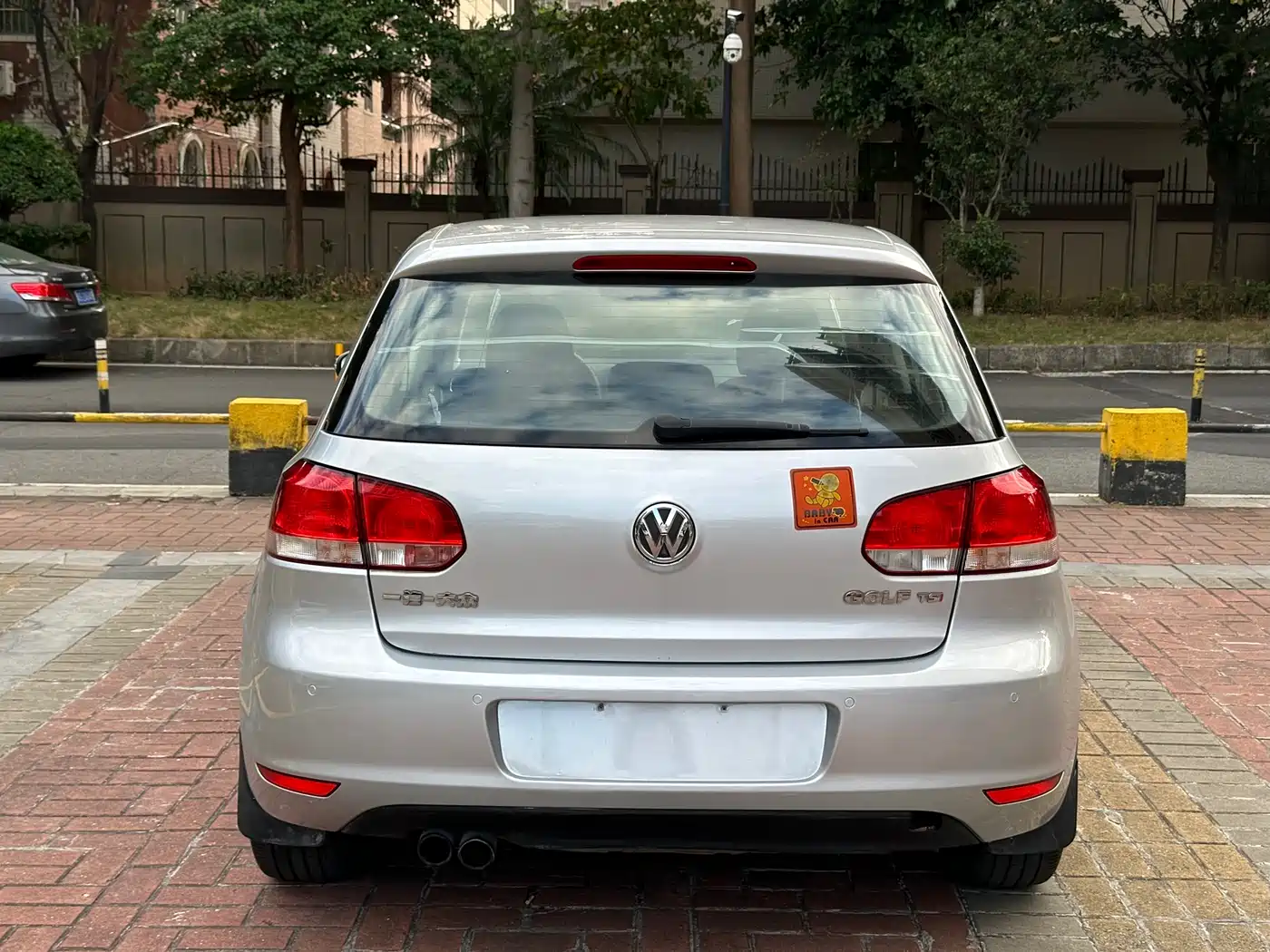 Volkswagen Golf 2011 1.4TSI Auto Comfort фото 4