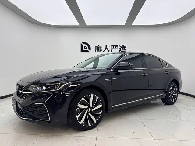 Volkswagen Passat 2022