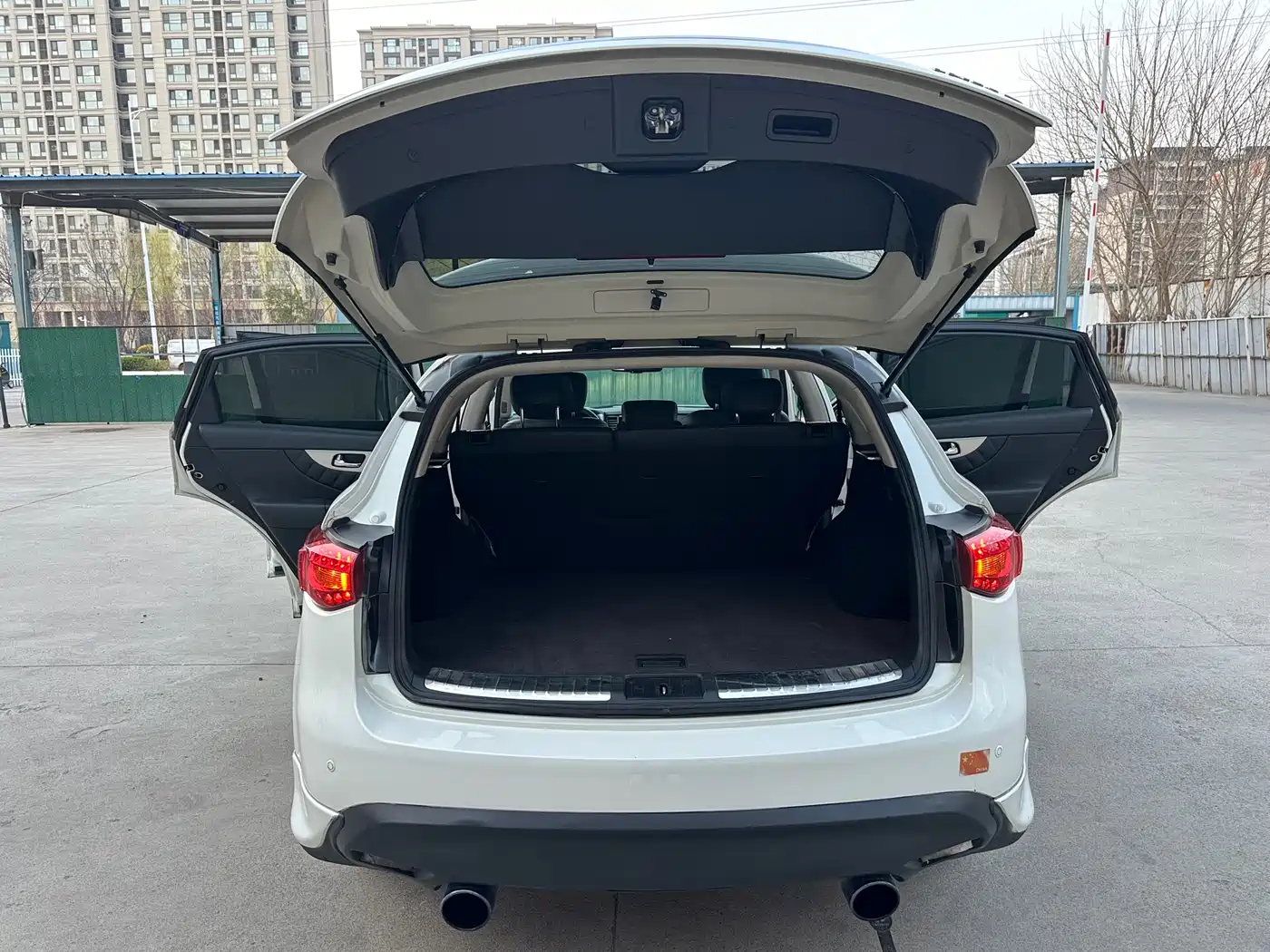 Infiniti FX 2010 2010 FX35 Premium